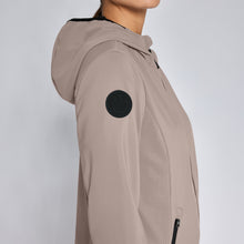 Lade das Bild in den Galerie-Viewer, Cavalleria Toscana Perforated Jersey Hooded Softshell Jacket SS24

